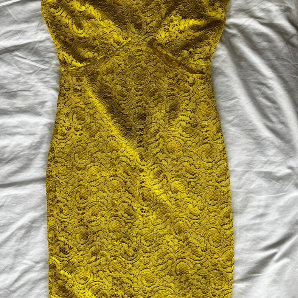 NWT - Zara Yellow Lace Midi Dress – Size M